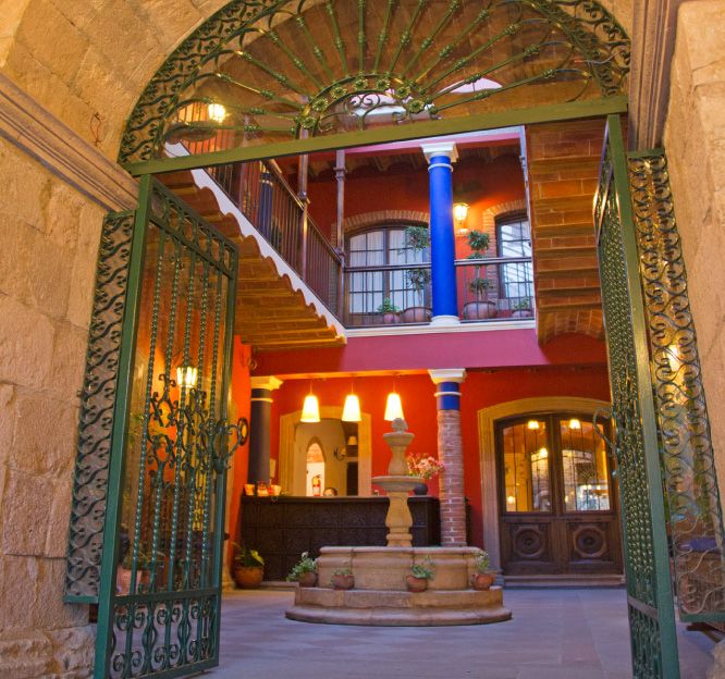 Hôtel La Casona – patio