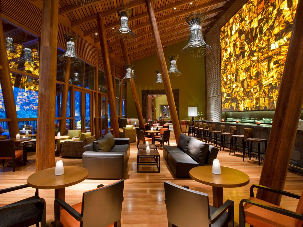Tambo del Inka a Luxury Collection Resort & Spa hotel – reception