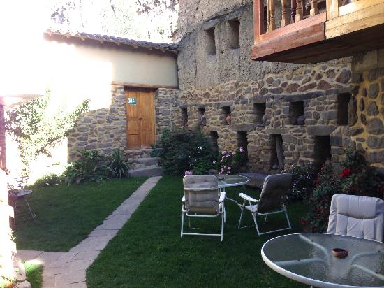 Tika Wasi Valley hotel – garden