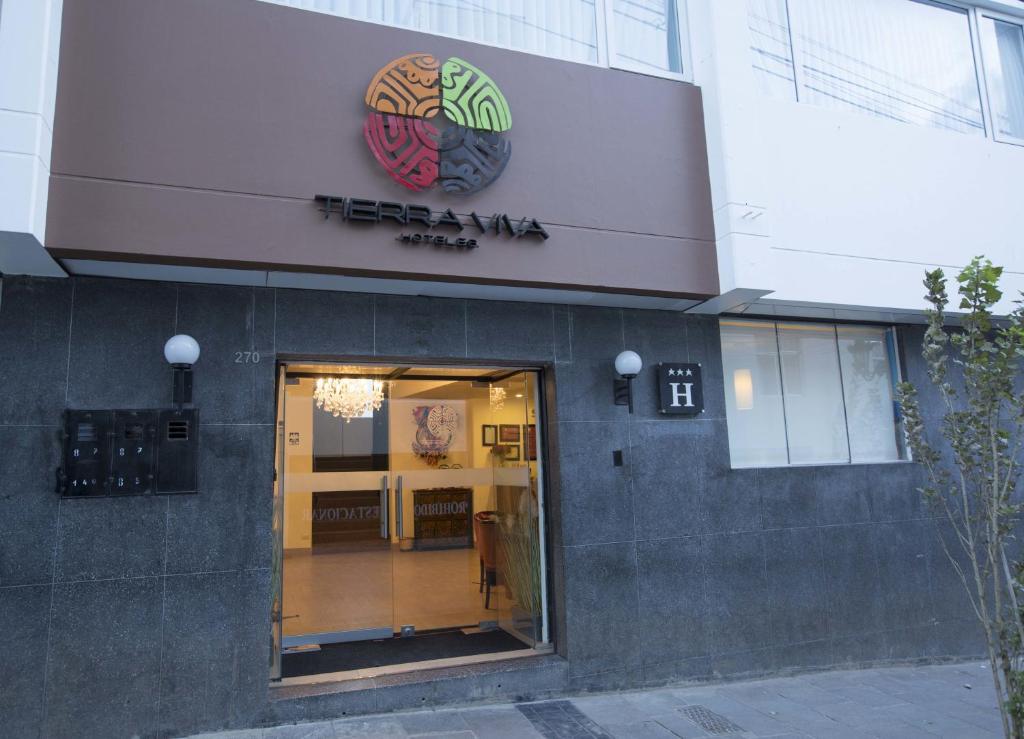 Hôtel Tierra Viva Plaza – façade