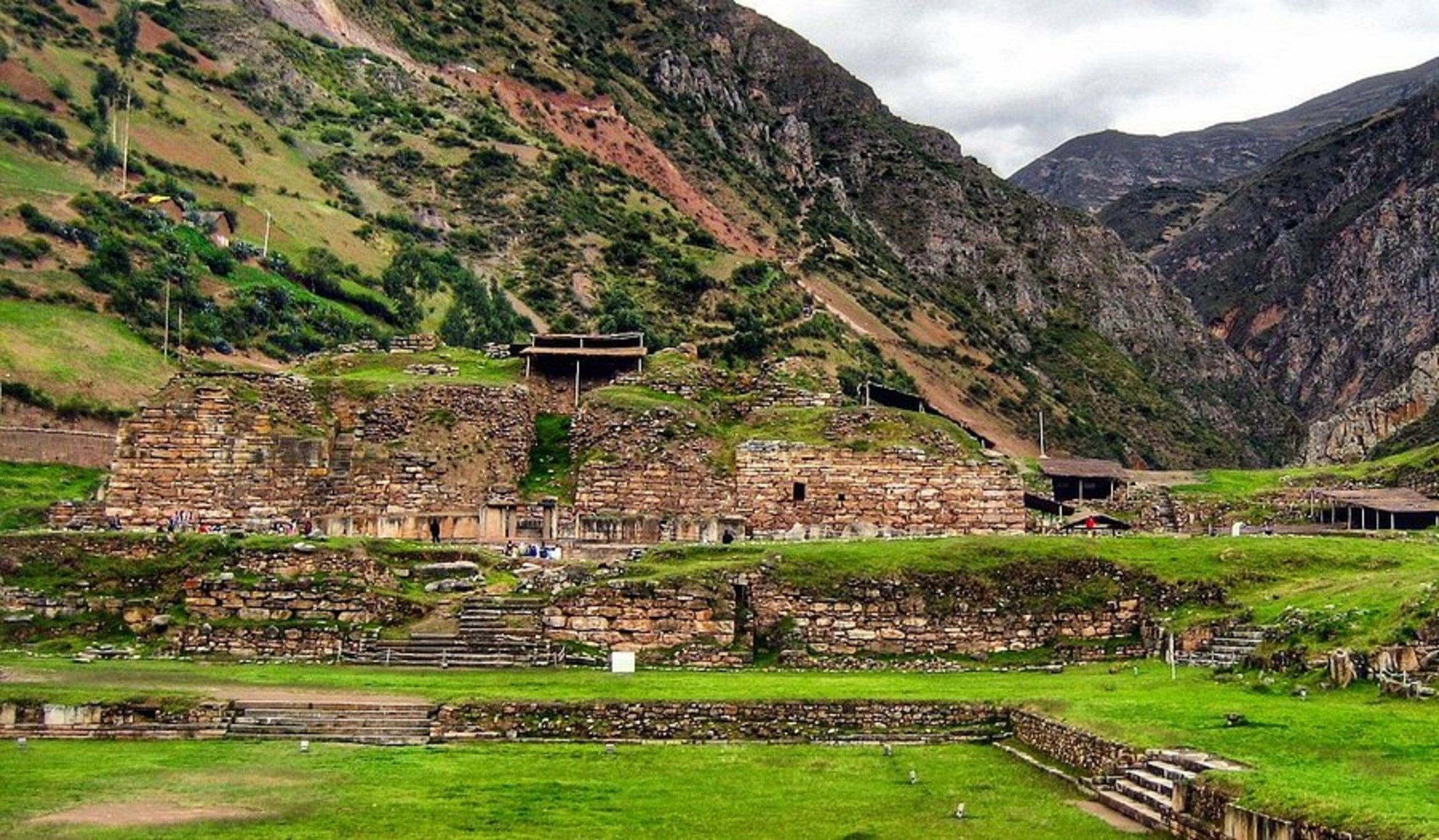 Huaraz: Paradise for Mountain Lovers